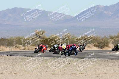 media/Dec-06-2025-CVMA (Sat) [[4a896cc04c]]/Race 4-Formula Middleweight/